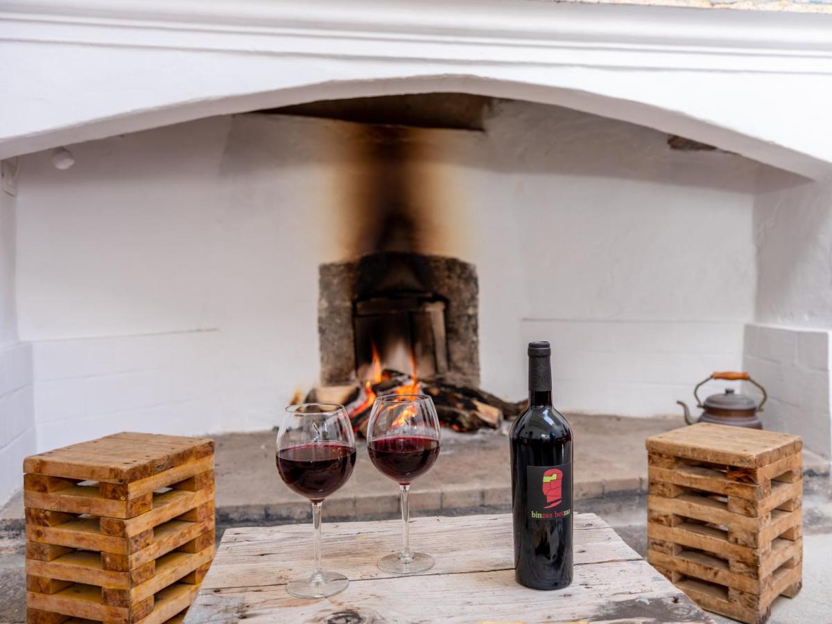 Binzas Betzas Agriturismo Sedilo Eksteriør billede