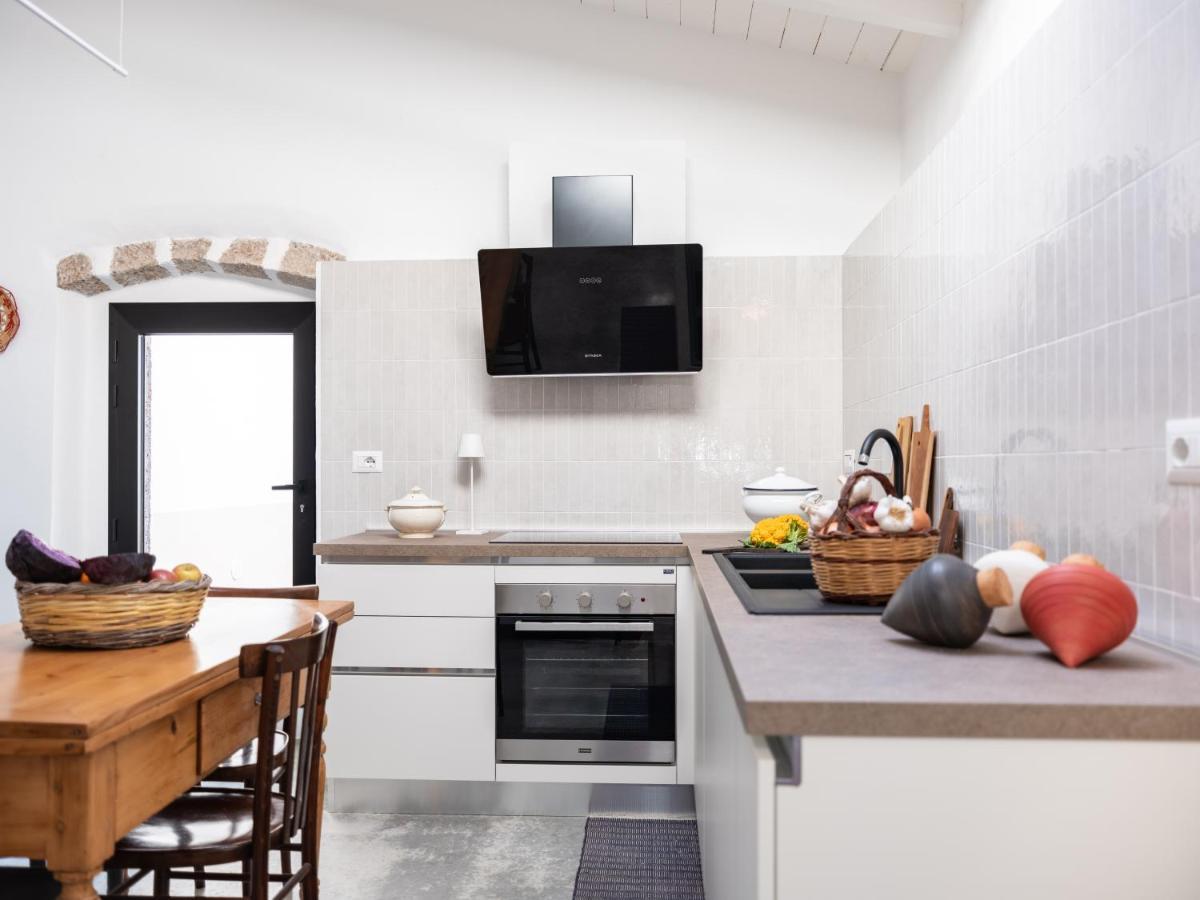 Binzas Betzas Agriturismo Sedilo Eksteriør billede