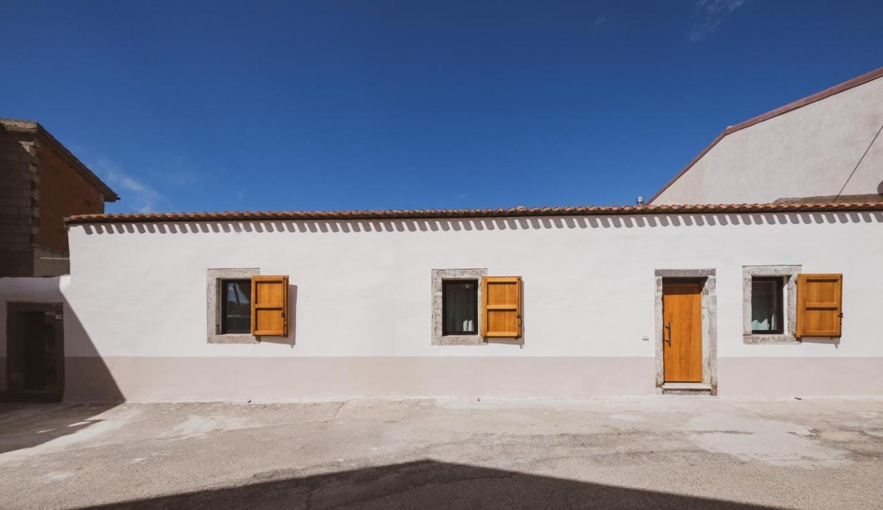 Binzas Betzas Agriturismo Sedilo Eksteriør billede