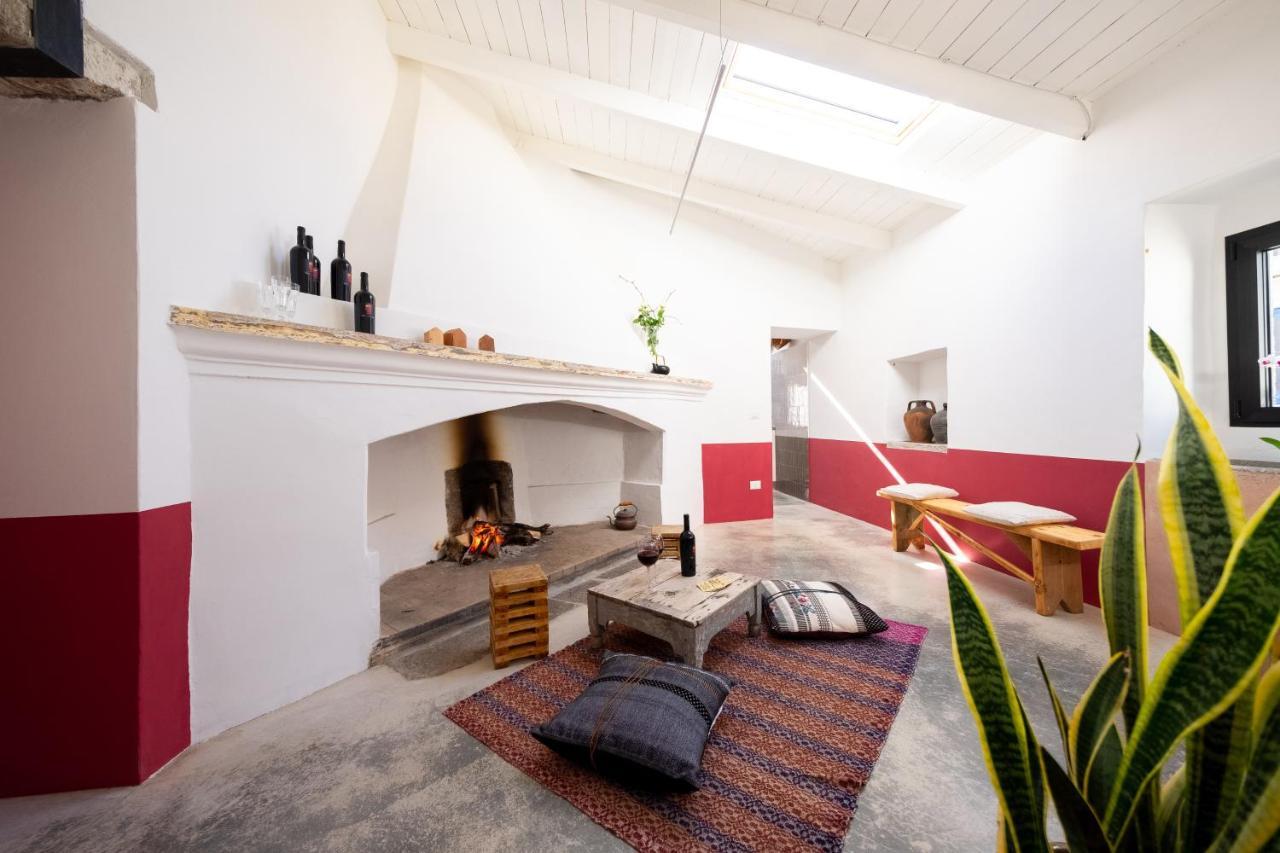 Binzas Betzas Agriturismo Sedilo Eksteriør billede