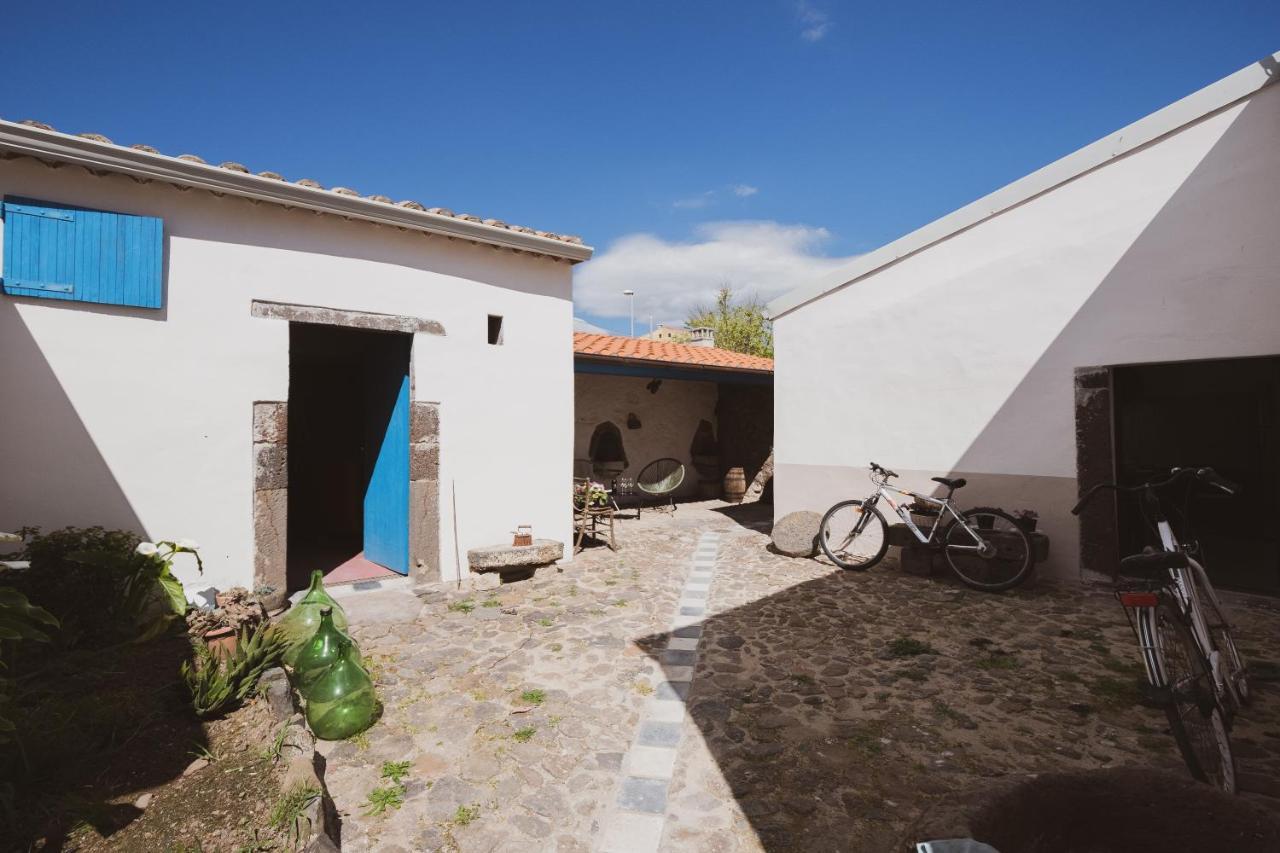 Binzas Betzas Agriturismo Sedilo Eksteriør billede